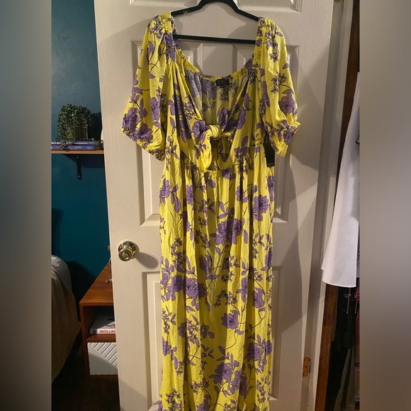 NWT Eloquii Tie Front Full Skirted Floral Maxi Dress - Picture 2 of 5